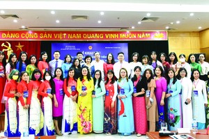 越僑教師國文培訓班開課