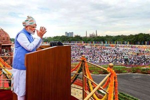 印度總理莫迪在新德里紅堡外發表全國演講。