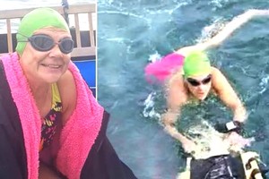 殘疾女子游泳穿越英吉利海峽