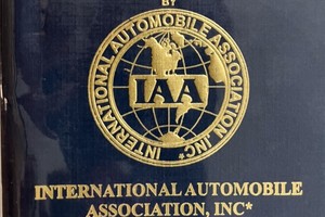 紐約的 IAA 國際駕照。