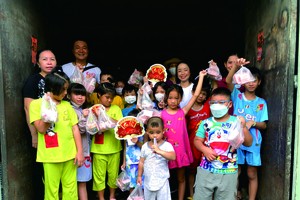 大發公司中秋送暖