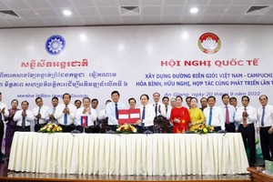 建設越柬和平友好合作邊界線