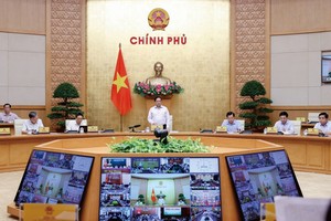 政府總理范明政主持會議。