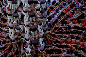 西班牙疊人塔比賽決出冠軍