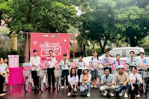 50 名貧困學生獲贈送自行車