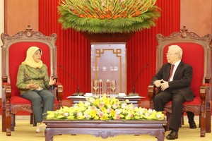 新加坡總統正式訪問越南