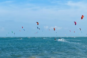 越南國際風箏衝浪節熱鬧開場