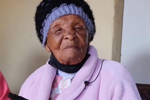 世界最长寿女性经历三个世纪