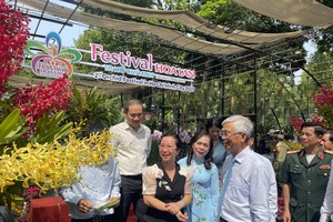 第二届兰花盛会开幕