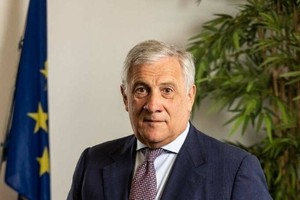 意大利外长塔亚尼。