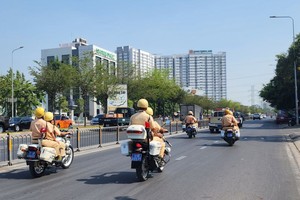 确保新形势下交通安全《指示》颁行