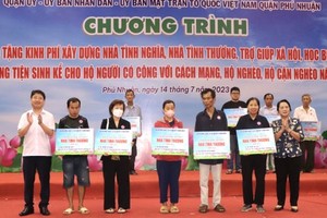 富润郡积极关照贫户