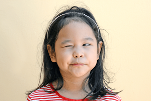 孩子眨眼需注意神经系统疾病