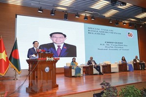 越-孟致力于地区与世界和平稳定发展