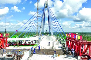 美顺桥二工程在施工中。