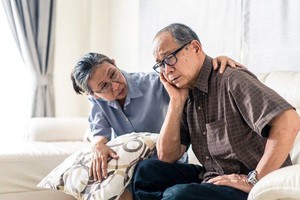 忧郁症发作只吃药不够