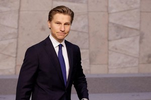 芬蘭政府將與美國簽署防務合作協議，並開放15個區域供美國使用。