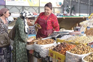 今年全球经济增长预计放缓至 2.4%