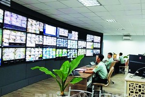 富美兴公司保安部的技术调度室。