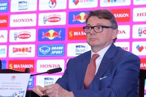 菲利普‧特鲁西埃主帅