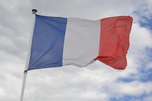 法国新政府内阁成员名单公布