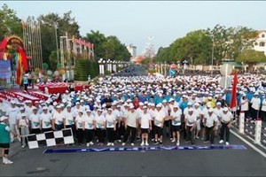 呼吁民众跑步锻炼身体