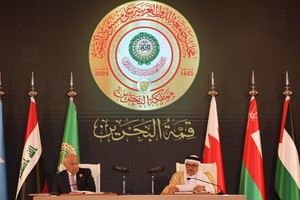 阿盟峰会呼吁实现“两国方案”