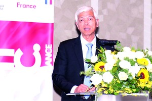 越法迎向净零排放目标