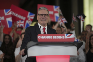 英国工党党首斯塔默宣布赢得议会下院选举。