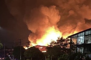 又一停业公司发生火警