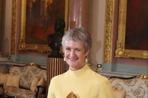 2024年诗琳通公主奖获得者霍默教授。