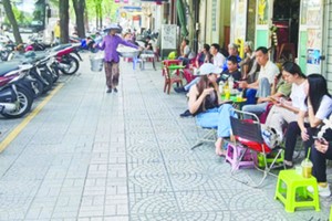 第一郡已出租 52 条街人行道