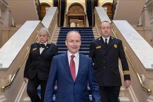 米歇尔·马丁先生当选爱尔兰总理。