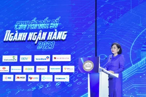 Ngân hàng triển khai mạnh mẽ các dịch vụ trên nền tảng số