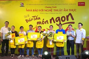 Sôi nổi cuộc thi “Nhà báo với nghệ thuật ẩm thực” 2019