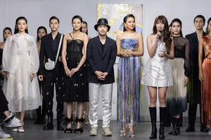 Show thời trang Pre-Fall 2021 Musée d'Art thuộc khuôn khổ London Fashion Week Show