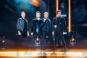 Lan Anh giới thiệu Khu bảo tồn tre Việt Nam; show Westlife bị chỉ trích bán thêm vé đứng