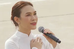 Mỹ Tâm tổ chức live concert tại Sân vận động Mỹ Đình