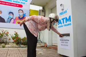 “ATM” khẩu trang miễn phí