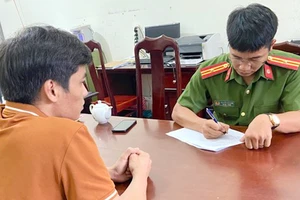 Podcast bản tin trưa 30-5: Khởi tố Bí thư thị trấn lợi dụng chức vụ quyền hạn trong thi hành công vụ