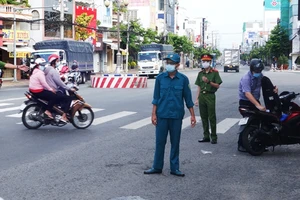 Tạm đình chỉ công tác 2 lãnh đạo xã lơ là chống dịch ở An Giang