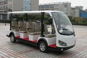 TPHCM thí điểm 2 tuyến xe điện phục vụ khách du lịch