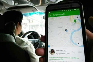 Sớm có quy chế quản lý Uber và Grab