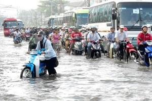 Dự án chống ngập ở TP: sớm hay muộn do khâu giải phóng mặt bằng