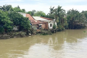 Không đầu tư dự án chống sạt lở dàn trải