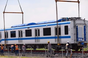 Đoàn tàu thứ 3 tuyến Metro số 1 Bến Thành-Suối Tiên đã lên ray