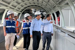 43,3 tỷ đồng hỗ trợ giá vé hành khách đi xe buýt và metro