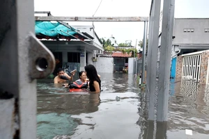 Ngập khu vực cầu Gò Dưa (TP Thủ Đức)