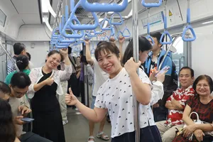 Từ ngày 1-6, hành khách dùng CCCD gắn chip để đi metro Bến Thành - Suối Tiên