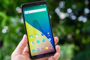 Wiko View XL là sản phẩm độc quyền tại FPT Shop